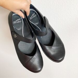 Dansko Black Leather Mary Jane Shoes Size 41